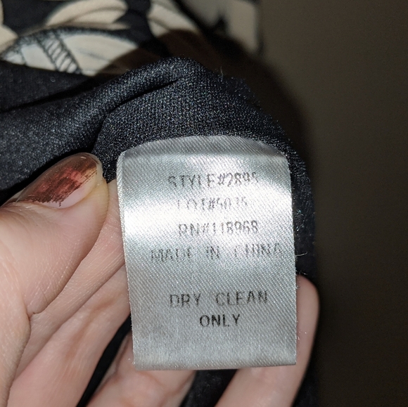 *$10 with bundle OC by Oleg Cassini polka dot v-neck dress - Picture 6 of 13